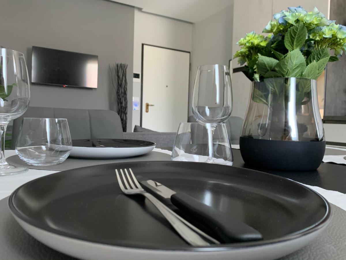 Temali Apartment Пескьера-дель-Гарда Экстерьер фото
